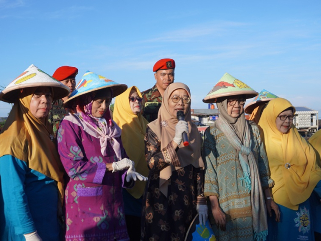 Ketua Umum PP ‘Aisyiyah Apresiasi Panen Raya Kentang Program Ketahanan Pangan PCA Sumberejo